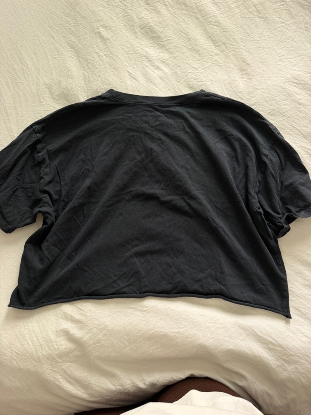 Hollister Black 'Cosmic Soul' Graphic Crop Tee - Picture 3 of 4
